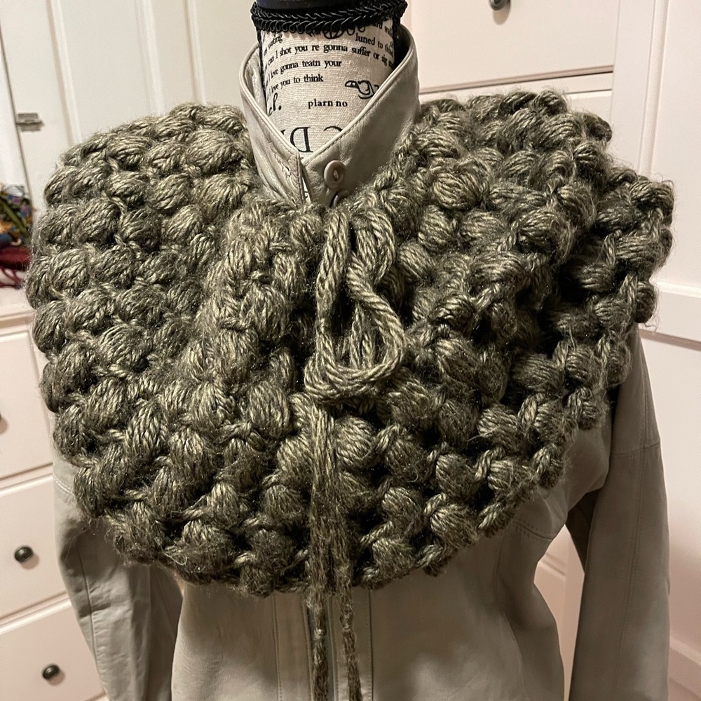 Chunky Puff Cowl Scarf